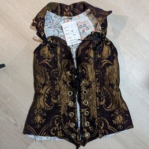 Damsel in this Dress Courtier Medallion Purple Gold